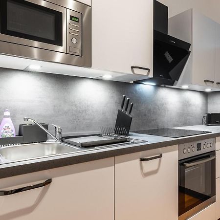 Trendy Apt With - Smart Tv, Coffee Machine In Meidling Wien Exteriör bild