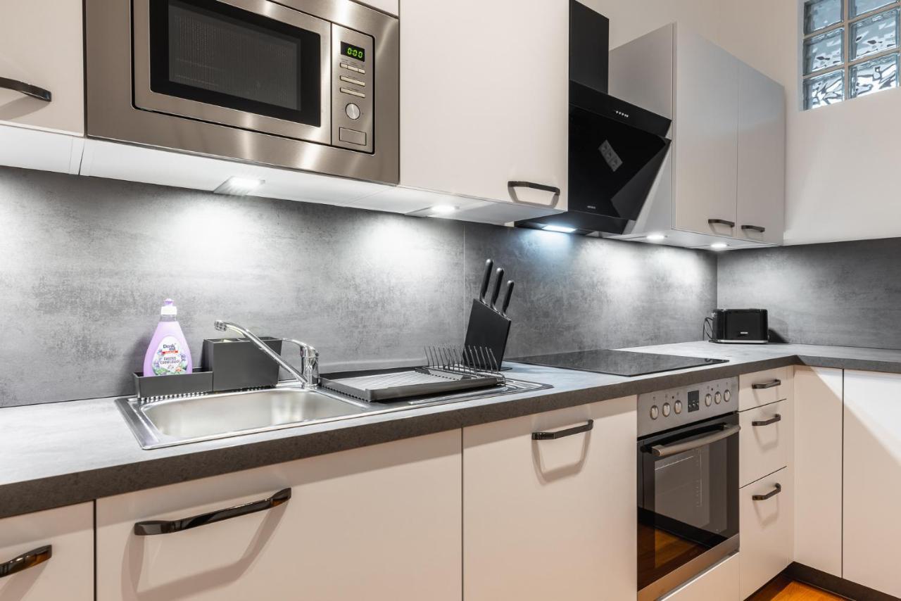 Trendy Apt With - Smart Tv, Coffee Machine In Meidling Wien Exteriör bild