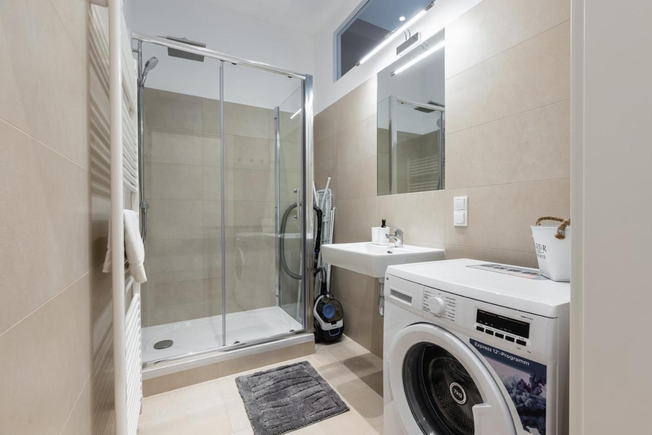 Trendy Apt With - Smart Tv, Coffee Machine In Meidling Wien Exteriör bild