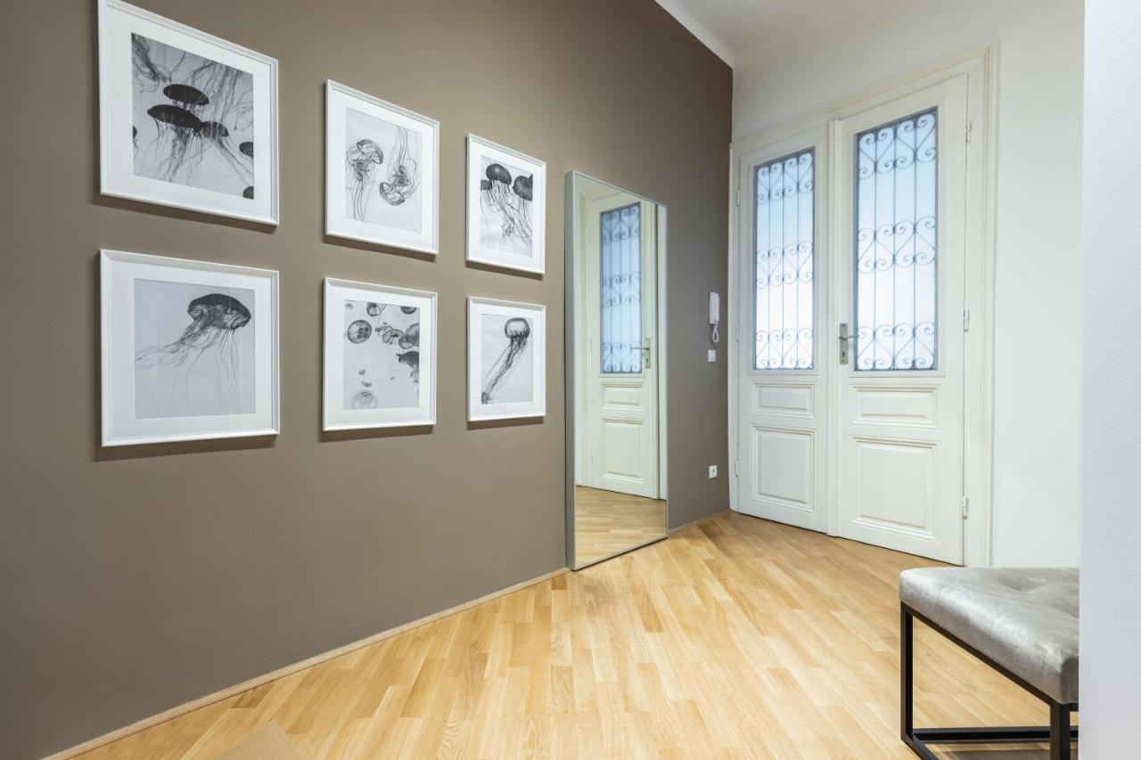 Trendy Apt With - Smart Tv, Coffee Machine In Meidling Wien Exteriör bild